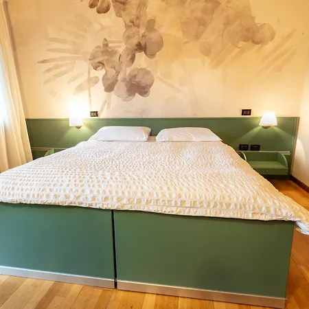 Hotel Ristorante Contarini 2*